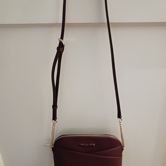 Michael Kors Jet Set Medoum Dome Crossbody-NWOT - Picture 4 of 4